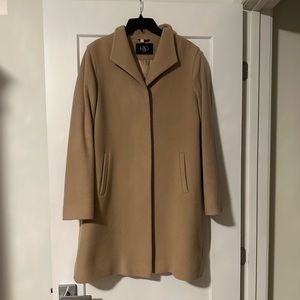 Mid-length Winter wool coat